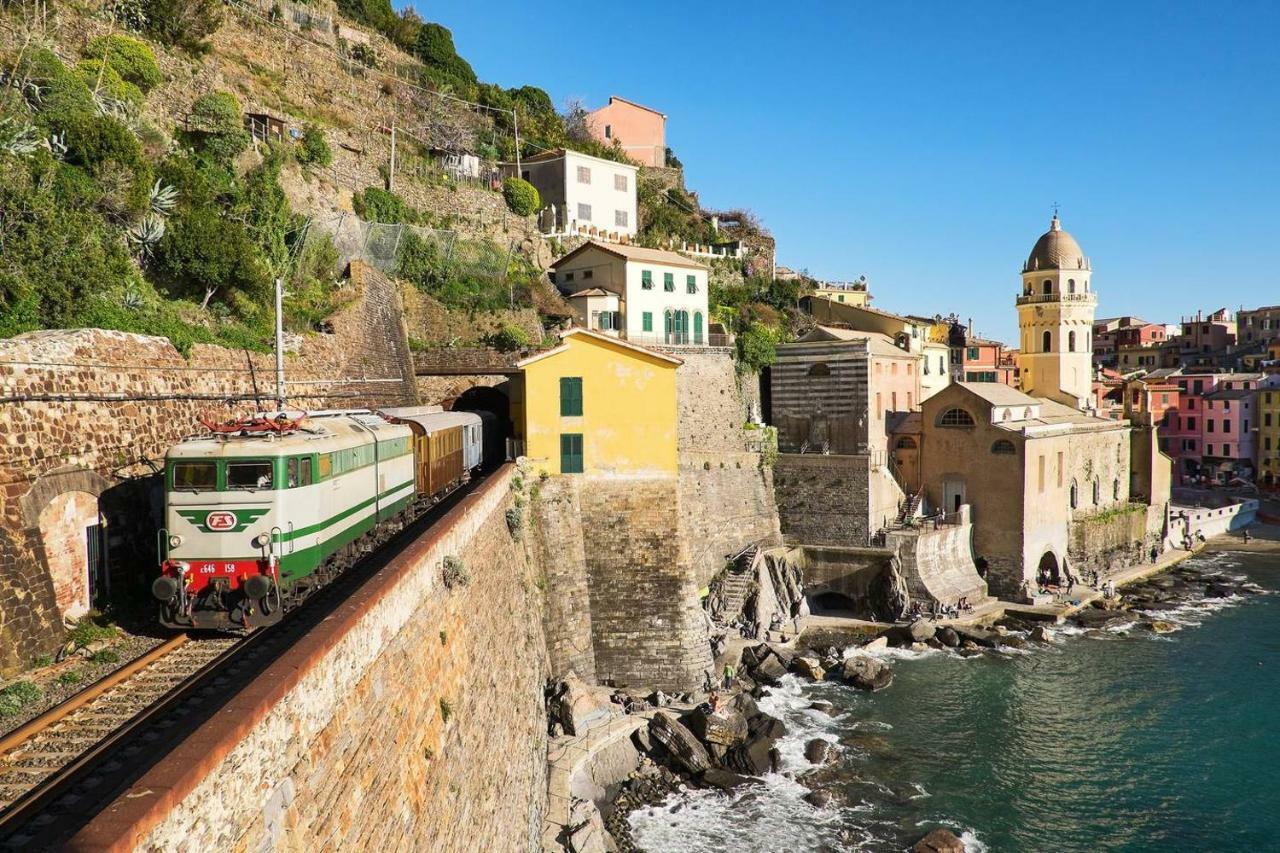 Ferienwohnung Joivy Light Flat With Great View, Cinque Terre Vernazza Exterior foto